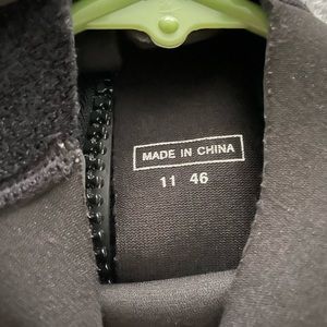 Mostly medium and large sizes. Every item is new or worn once.